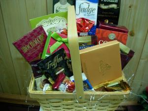 CCF Chocolate Lovers Basket – Charleston Cut Flower Company, Charleston WV