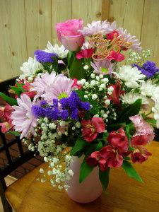 Flowers For Mom by CCF – Charleston Cut Flower Company, Charleston WV