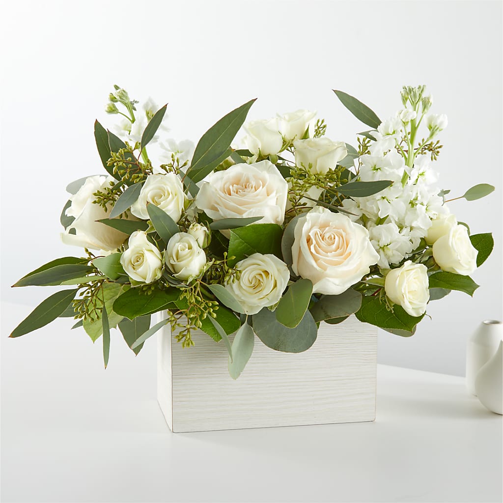 Fresh Linen Box Bouquet – Charleston Cut Flower Company, Charleston WV