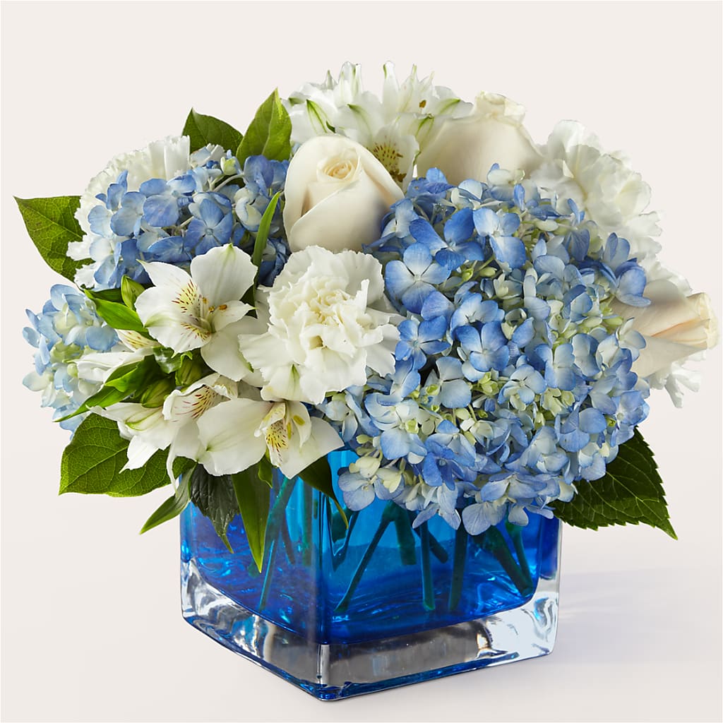 Soothing Waters Bouquet – Charleston Cut Flower Company, Charleston WV