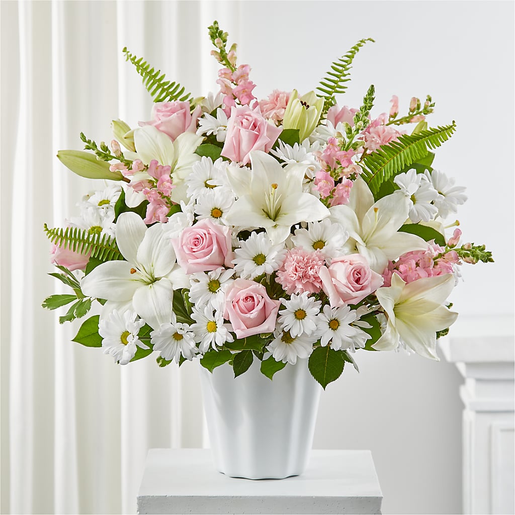 Soft Touch Tabletop Basket – Charleston Cut Flower Company, Charleston WV