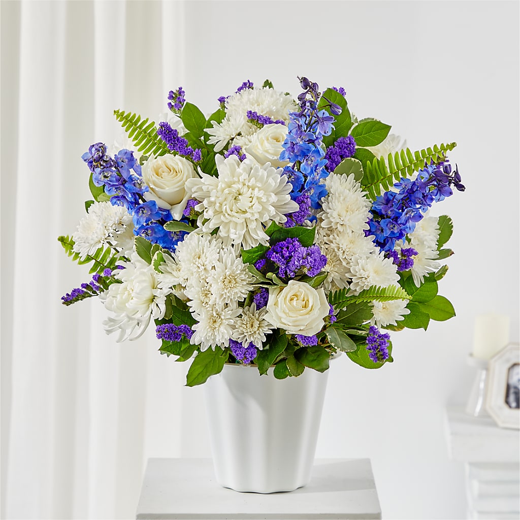 Hold Dear Tabletop Basket – Charleston Cut Flower Company, Charleston WV