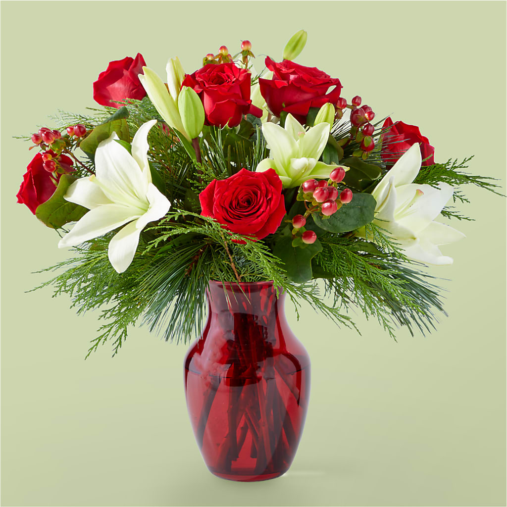 Evergreen Delight Bouquet – Charleston Cut Flower Company, Charleston WV