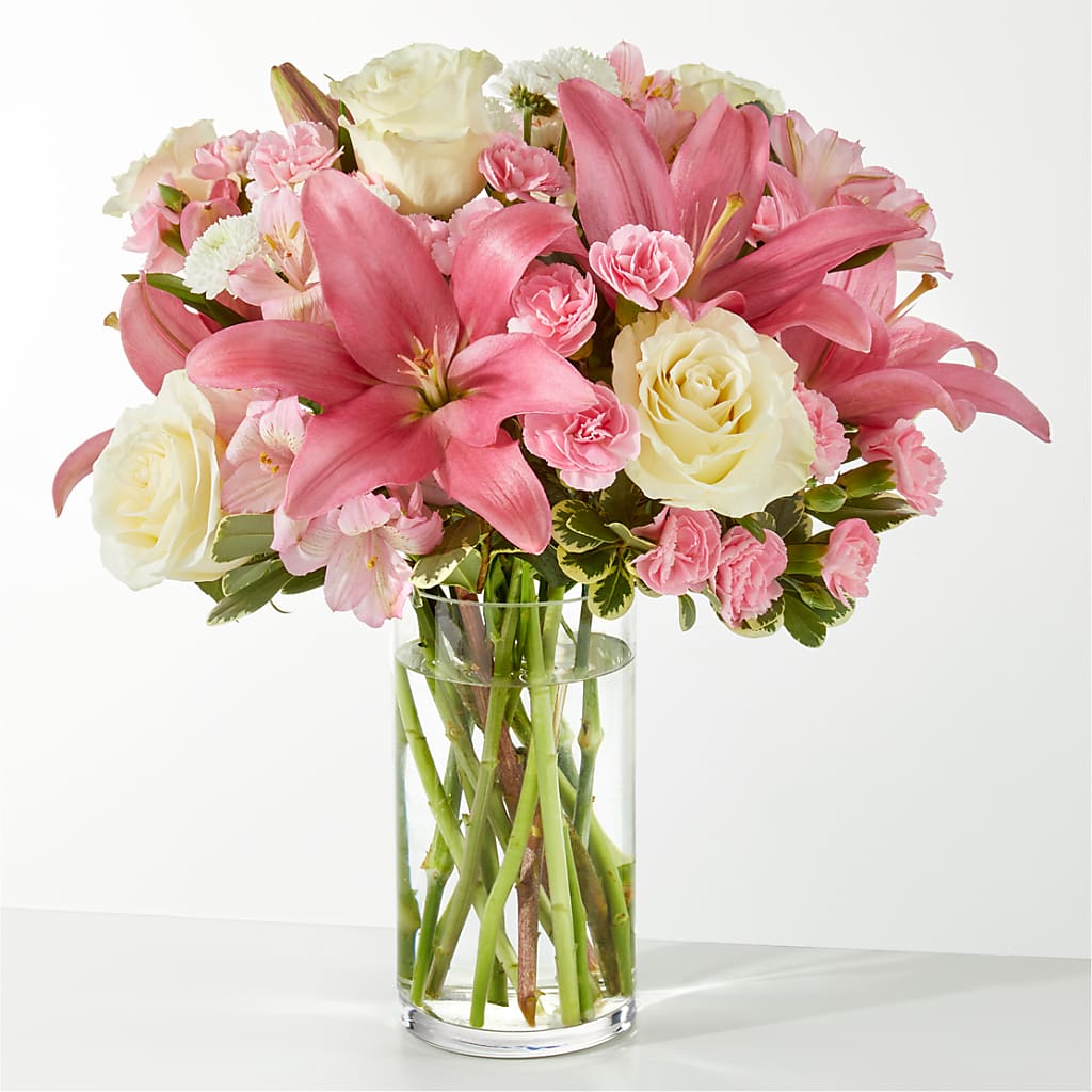 Piece of Cake Bouquet – Charleston Cut Flower Company, Charleston WV