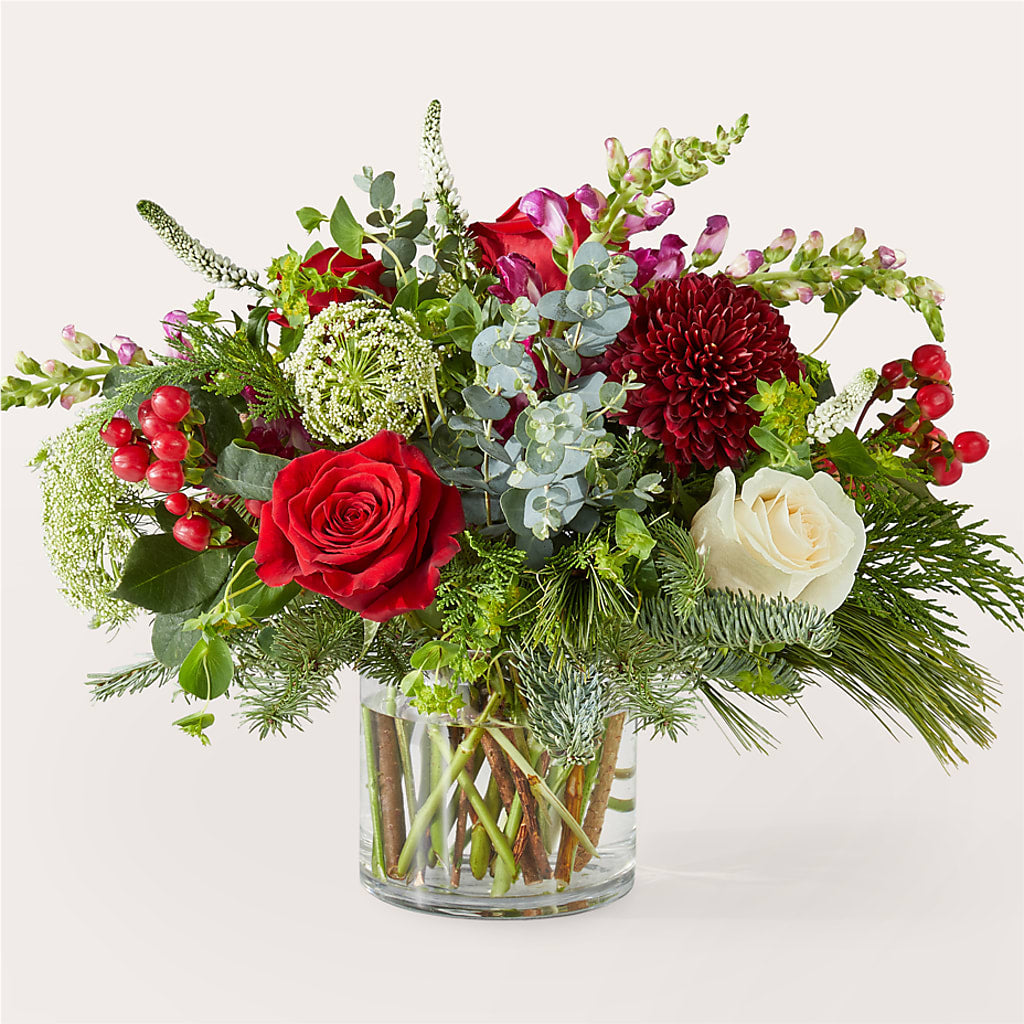 Cranberry Fizz Bouquet – Charleston Cut Flower Company, Charleston WV