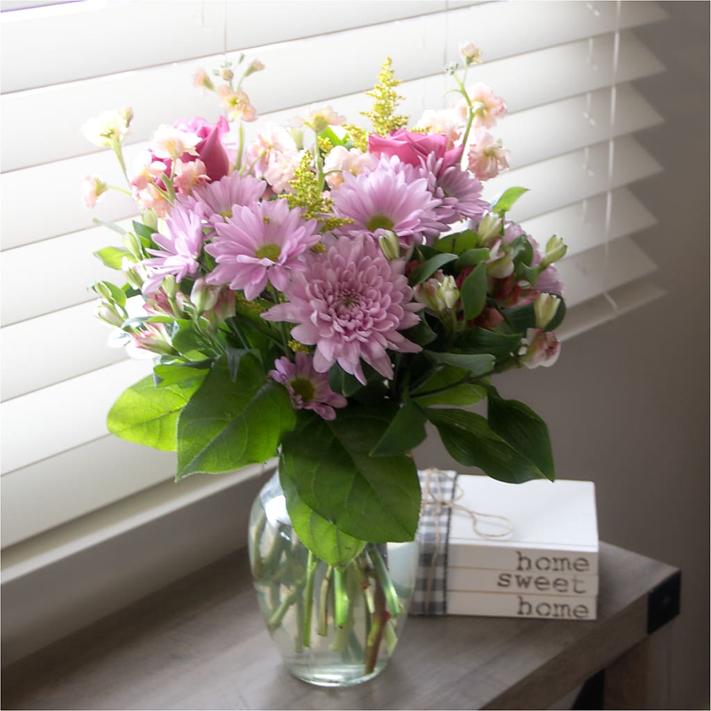 Pastel Tradition - A Florist Original –  Charleston Cut Flower Company, Charleston WV
