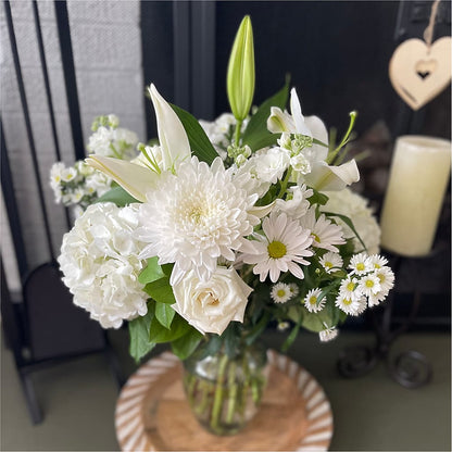 Classic Ivory – A Florist Original –  Charleston Cut Flower Company, Charleston WV