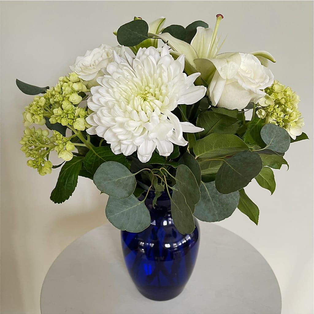 Snowy Dreams Bouquet –  Charleston Cut Flower Company, Charleston WV
