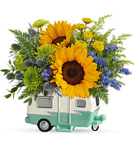 Teleflora's Retro Road tripper by CCF