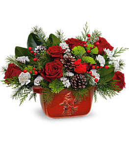 Telelfora's Classic Cardinal Centerpiece by CCF